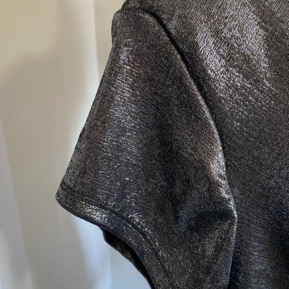 Clientele Vintage Shiny Silver Metallic Cowl Neck Cap Sleeve Holiday Party Top-M - Picture 6 of 16